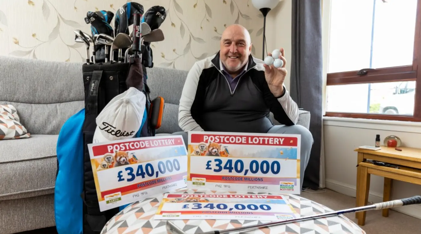 Дэви Краудер Postcode Lottery