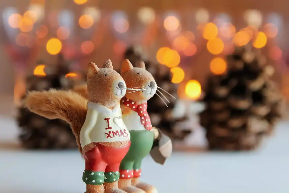 Новогодние белочки