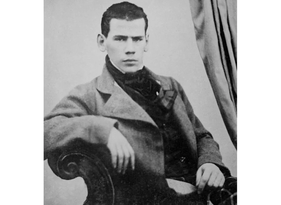 Лев Толстой в юности