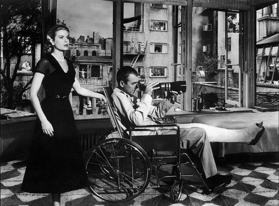 «Окно во двор» (1954), Альфред Хичкок