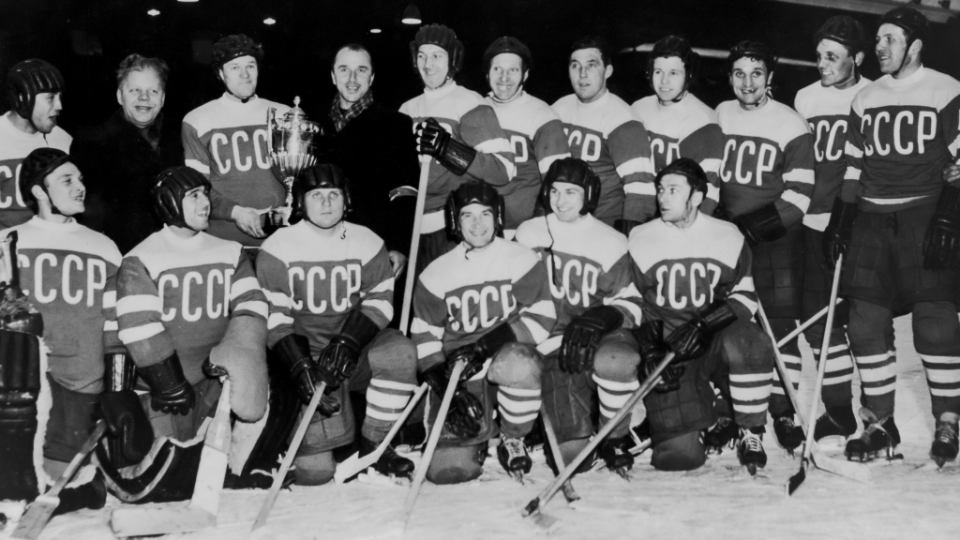 Сборная СССР выиграла чемпионат мира по хоккею
