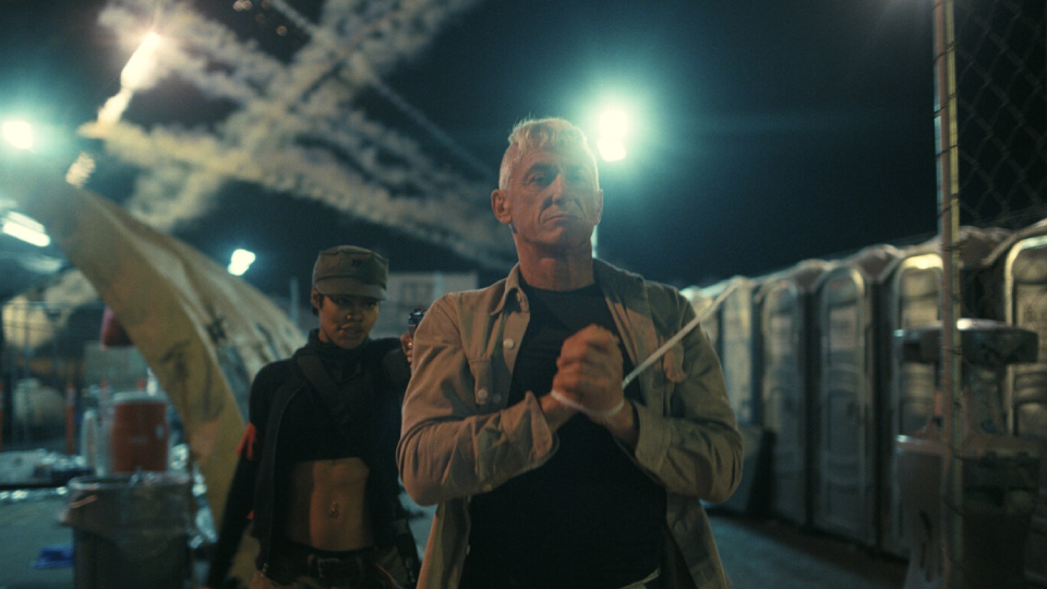 Шон Пенн в фильме «Битва за битвой»