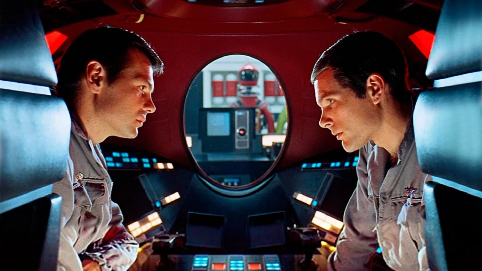 Кадр из фильма «2021: Космическая одиссея» Кадр из фильма «2021: Космическая одиссея»