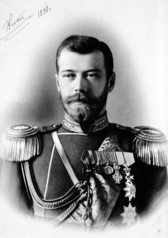 Фотография российского царя Николая II в возрасте около 30 лет, сделанная А. А. Пасетти, в Санкт-Петербурге,1898 год 