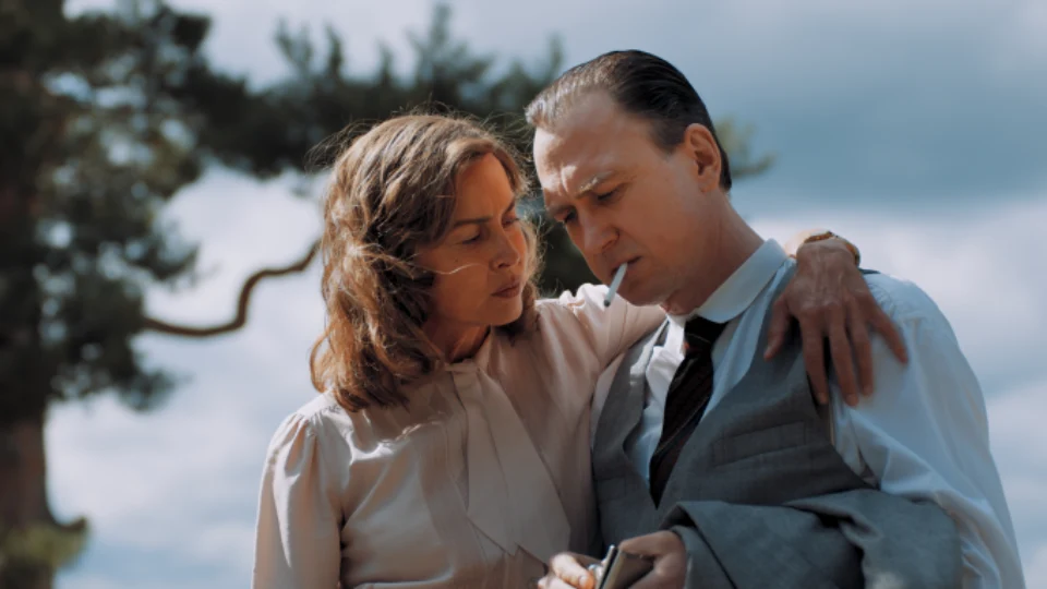 Кадр из фильма «Посещение»